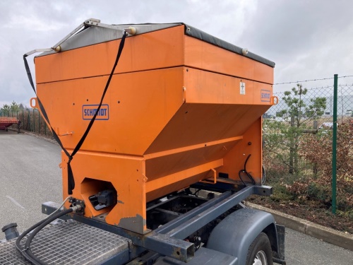 Sypač Schmidt Strator S15-15VAX