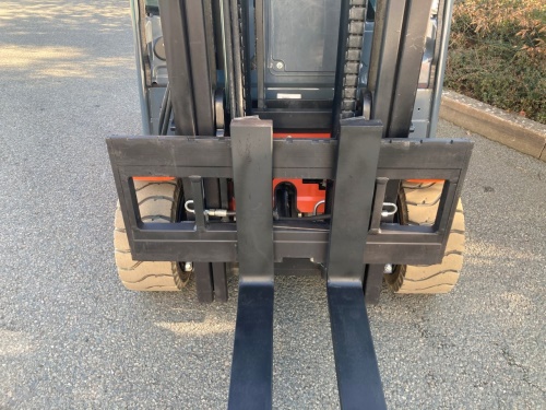 Čelní vysokozdvižný vozík Toyota 8FBMK20T