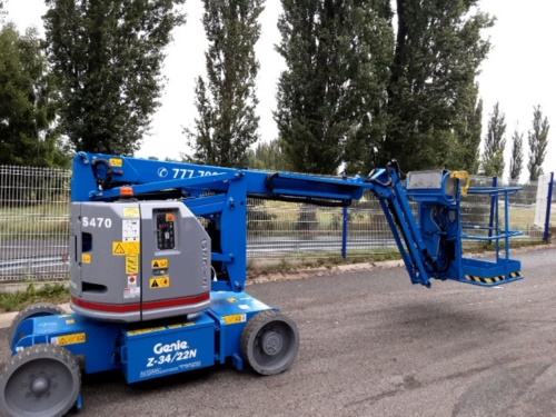 Vysokozdvižná pracovní plošina GENIE Z34-22N