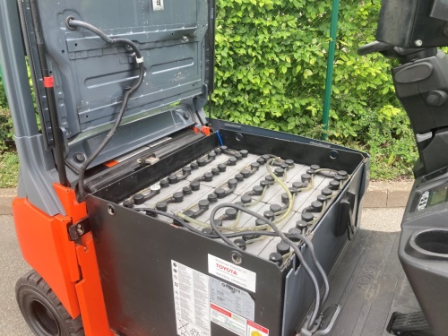 Čelní vysokozdvižný vozík TOYOTA 8FBMT20