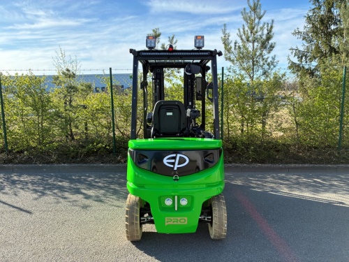 Čelní vysokozdvižný vozík EP EFL25 PRO; 80V/280Ah