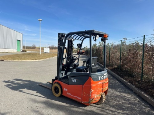 Čelní vysokozdvižný vozík TOYOTA 7FBEST15