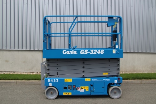 Vysokozdvižná pracovní plošina GENIE GS 3246