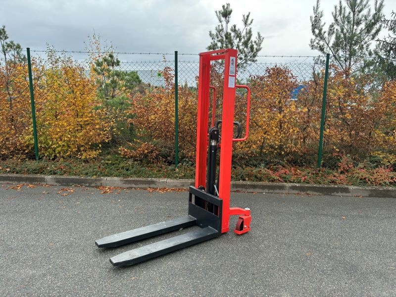 Paletový vozík Vysokozdvižný vozík  EFS 1016 G 10/1600