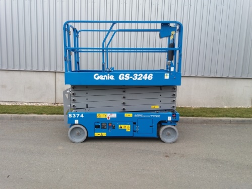 Vysokozdvižná pracovní plošina GENIE GS 3246