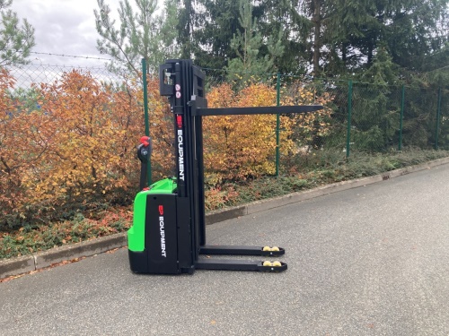 Elektrický vysokozdvižný vozík EP WSA161; 24V/100Ah (Li)