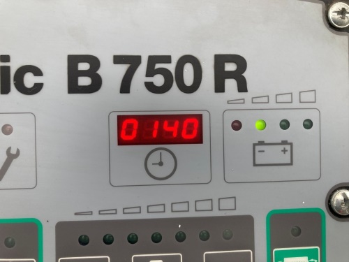 Čisticí stroj HAKOMATIC B 750 R