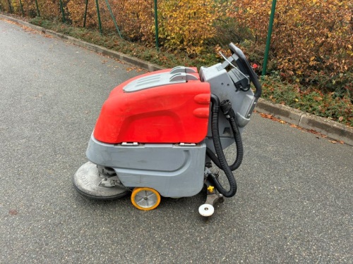 Čisticí stroj HAKOMATIC B 30 CL