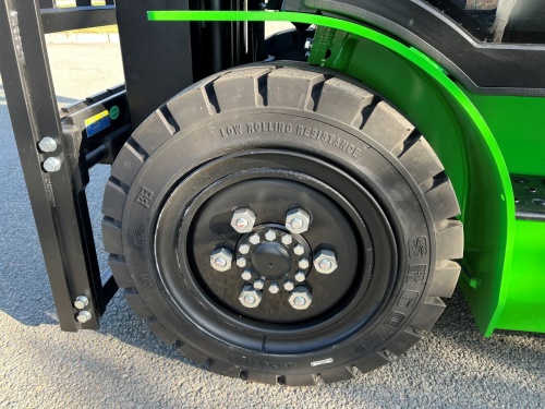 Čelní vysokozdvižný vozík EP EFL352X5; 80V/280Ah (560Ah)