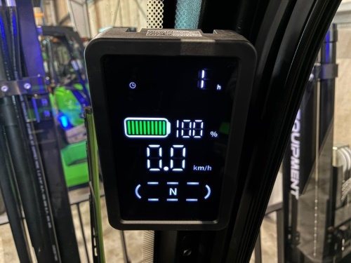 Čelní vysokozdvižný vozík EP EFL183; 80V/230Ah