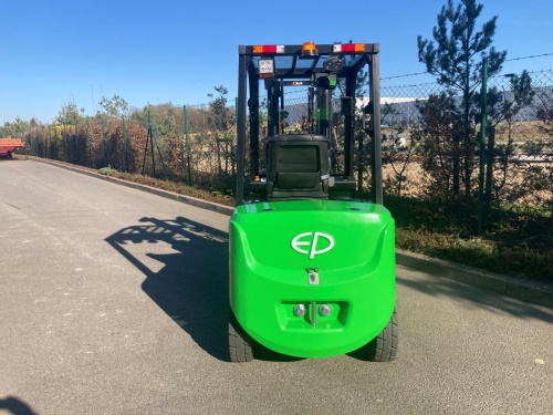 Čelní vysokozdvižný vozík EFL252X2; 80V/280Ah