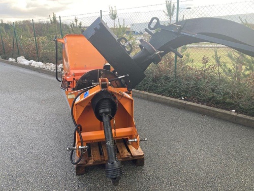 Štěpkovač JBM 521 ZX