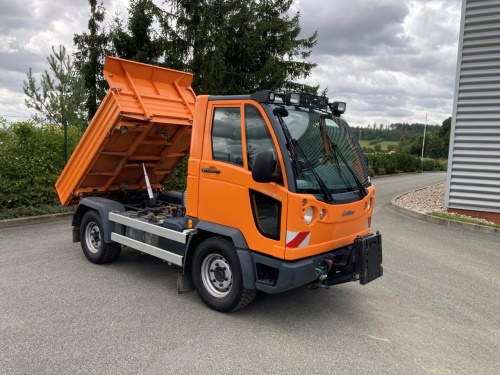 Komunální vozidlo MULTICAR M 27 C 4x4