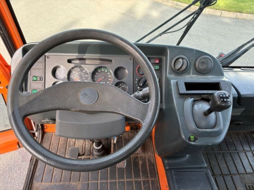 Komunální vozidlo MULTICAR M30